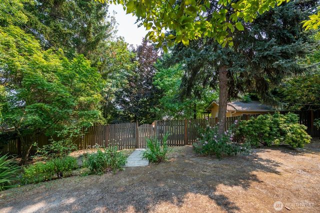 10440 20th Avenue S, Seattle, WA 98168