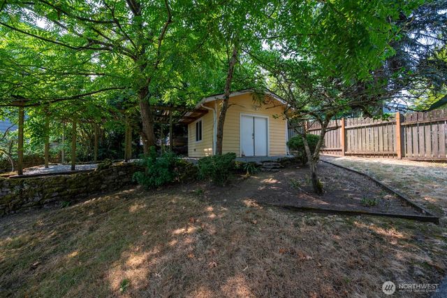 10440 20th Avenue S, Seattle, WA 98168