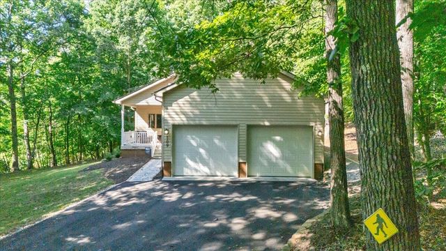109 Creeden DR, Moneta, VA 24121