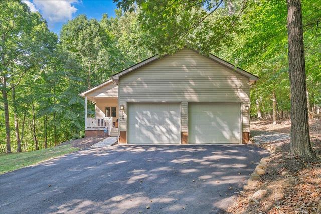 109 Creeden DR, Moneta, VA 24121