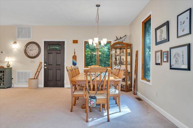 109 Creeden DR, Moneta, VA 24121
