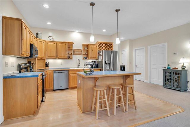 109 Creeden DR, Moneta, VA 24121