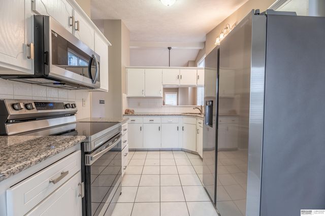 3374 S 133rd Street, Omaha, NE 68144