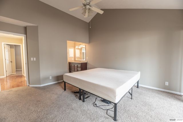 3374 S 133rd Street, Omaha, NE 68144