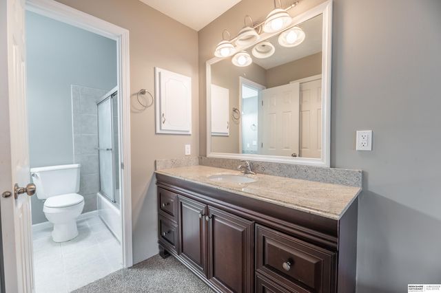 3374 S 133rd Street, Omaha, NE 68144