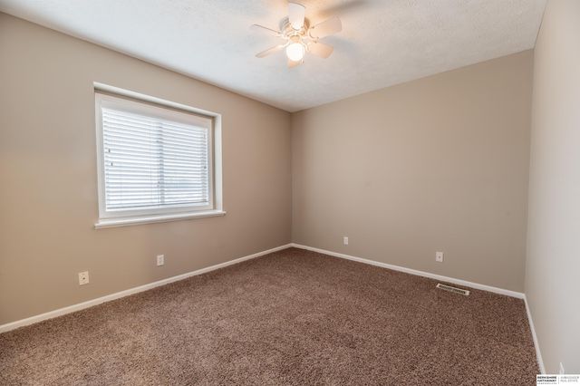 3374 S 133rd Street, Omaha, NE 68144