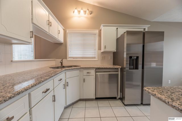 3374 S 133rd Street, Omaha, NE 68144