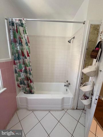 2069 E BIRCH ST, Philadelphia, PA 19134