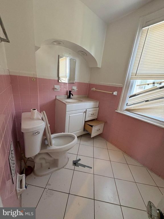 2069 E BIRCH ST, Philadelphia, PA 19134 — photo 5