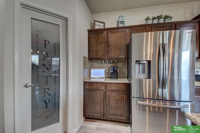 10017 S 203rd Street, Gretna, NE 68028