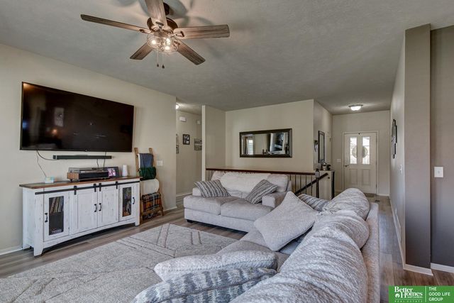 10017 S 203rd Street, Gretna, NE 68028