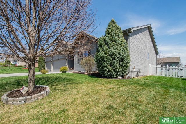 10017 S 203rd Street, Gretna, NE 68028