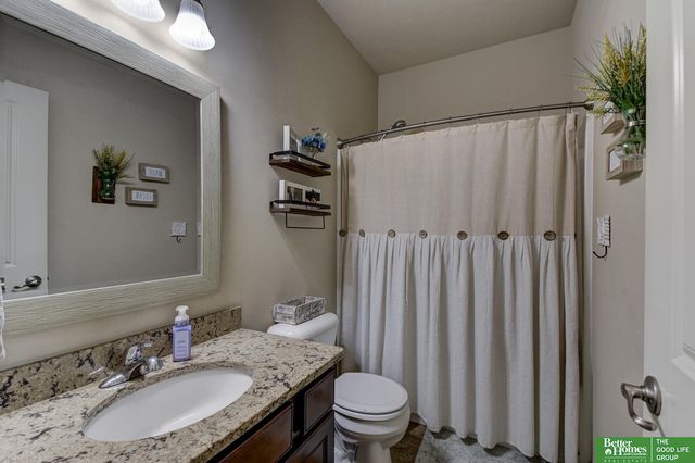 10017 S 203rd Street, Gretna, NE 68028