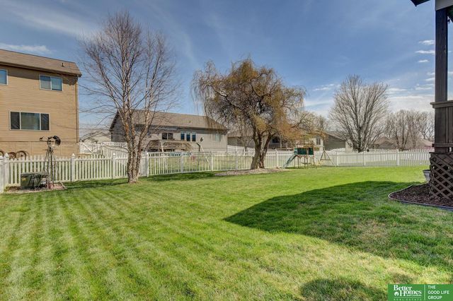 10017 S 203rd Street, Gretna, NE 68028