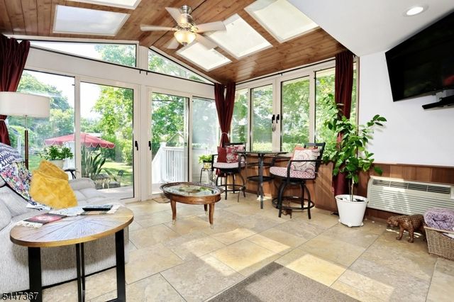 14 Sterling Pl, Glen Rock Boro, NJ 07452