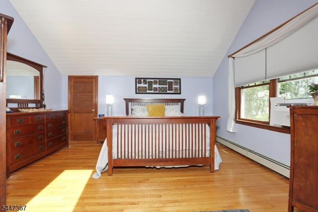 14 Sterling Pl, Glen Rock Boro, NJ 07452