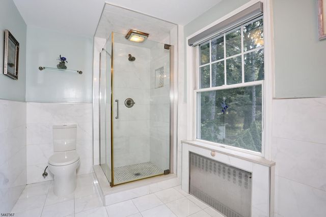 14 Sterling Pl, Glen Rock Boro, NJ 07452