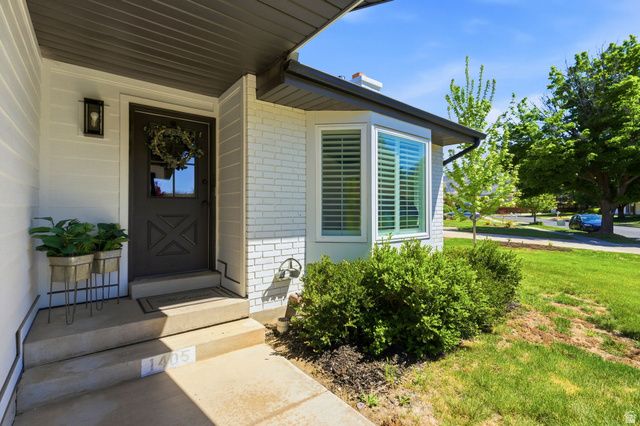 1405 E VINTRY LN, Murray, UT 84121