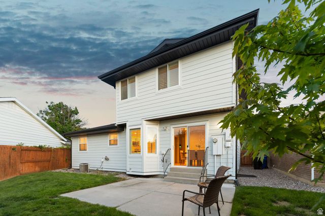 1405 E VINTRY LN, Murray, UT 84121