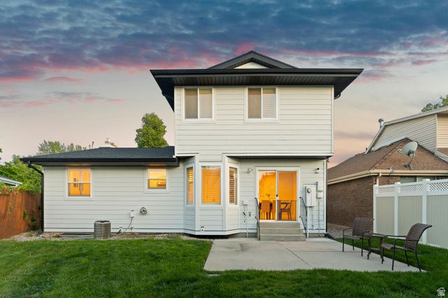 1405 E VINTRY LN, Murray, UT 84121