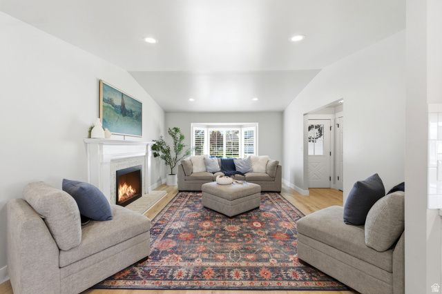 1405 E VINTRY LN, Murray, UT 84121