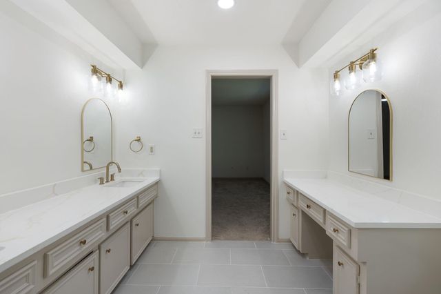 12019 Sugar Springs Drive, Houston, TX 77077