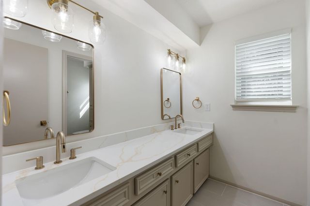 12019 Sugar Springs Drive, Houston, TX 77077