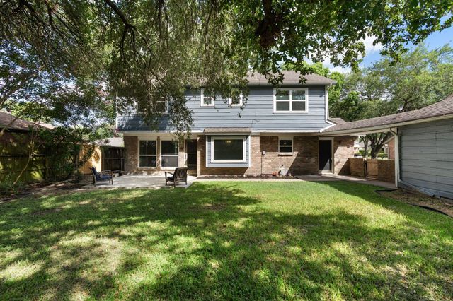 12019 Sugar Springs Drive, Houston, TX 77077