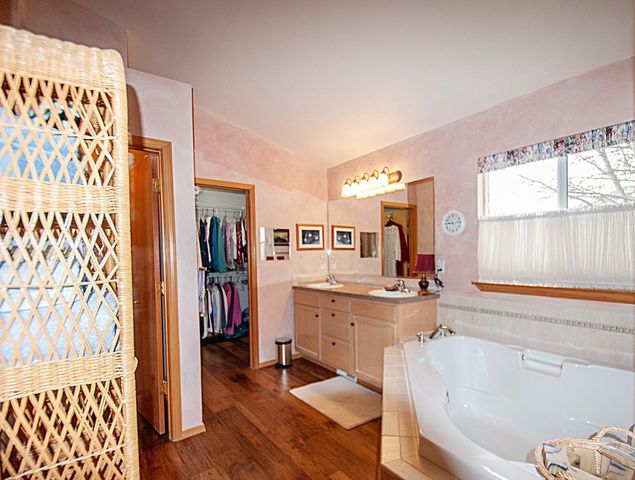 19215 E Riverwalk Ln, Spokane Valley, WA 99016