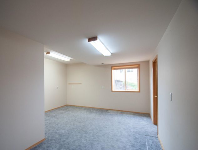 19215 E Riverwalk Ln, Spokane Valley, WA 99016