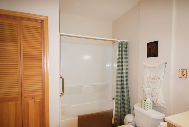 19215 E Riverwalk Ln, Spokane Valley, WA 99016