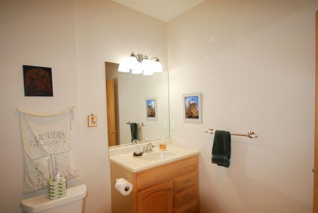 19215 E Riverwalk Ln, Spokane Valley, WA 99016