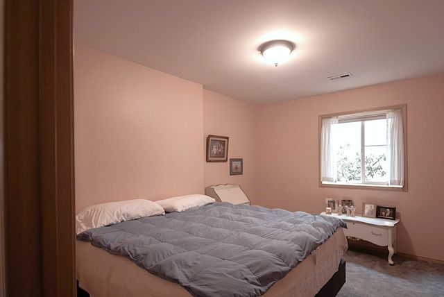 19215 E Riverwalk Ln, Spokane Valley, WA 99016