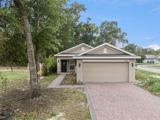 520 S KENTUCKY AVENUE, Deland, FL 32724