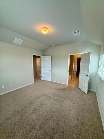 212 Lake Placid RUN, Elgin, TX 78621