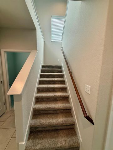 212 Lake Placid RUN, Elgin, TX 78621