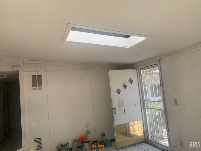 1473 22nd Avenue, Delano, CA 93215