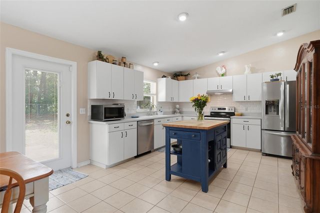18145 NW 250TH TERRACE, High Springs, FL 32643