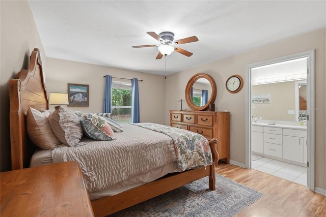 18145 NW 250TH TERRACE, High Springs, FL 32643