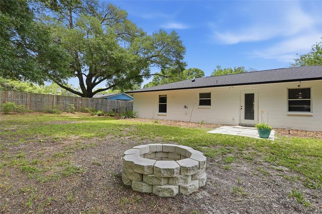 18145 NW 250TH TERRACE, High Springs, FL 32643