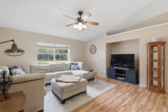 18145 NW 250TH TERRACE, High Springs, FL 32643