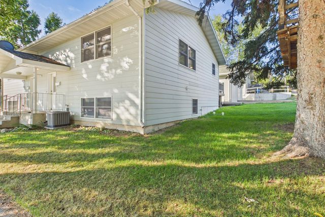 514 5th AVE, Lewistown, MT 59457 property photo