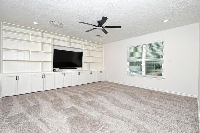 6 Willowherb Court, The Woodlands, TX 77380