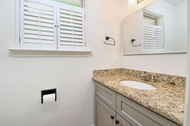 6 Willowherb Court, The Woodlands, TX 77380