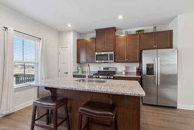 117 Pocosin PATH, Poquoson, VA 23662