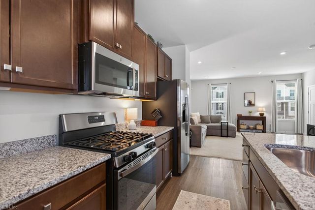 117 Pocosin PATH, Poquoson, VA 23662