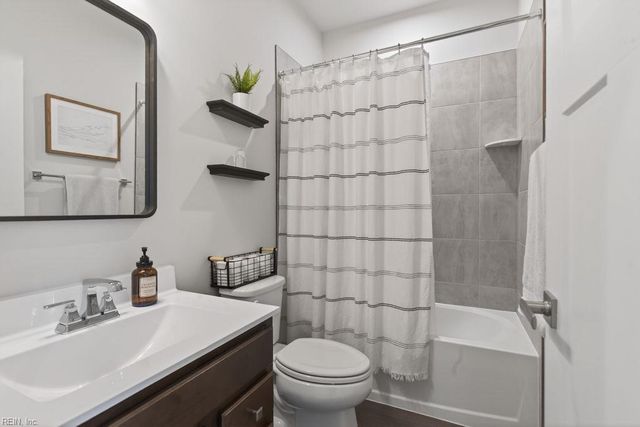 117 Pocosin PATH, Poquoson, VA 23662