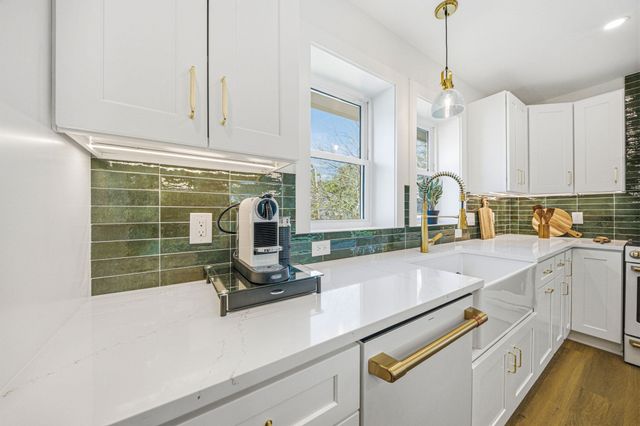 54 Rangeley Rd 2, Newton, MA 02465