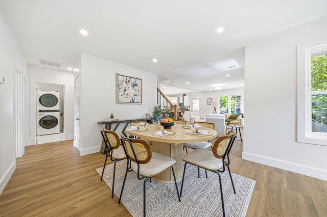 54 Rangeley Rd 2, Newton, MA 02465