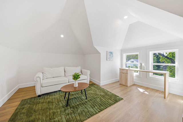 54 Rangeley Rd 2, Newton, MA 02465
